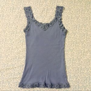 Uniqlo lace tank top